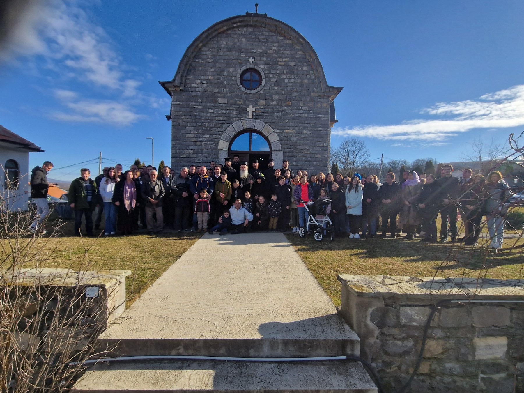 Bishop Teodosije served Holy Liturgy in Osojane to encourage his people ...